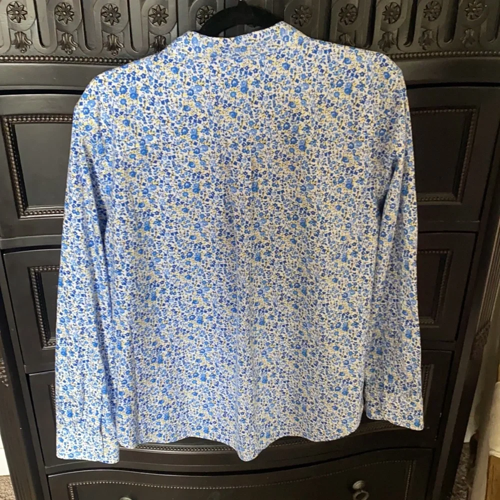 L L Bean Top XL Petite Shirt Blue Floral Button-Up Wrinkle Free Long Sleeve - Picture 4 of 4